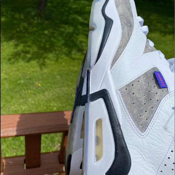 Air Jordan 6 Retro - Picture 8 of 10